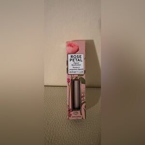 New in box winky lux rose petal liquid eyeshadow
